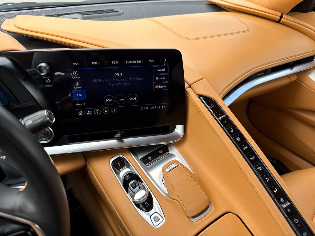 Used 2022 Chevrolet Corvette Stingray Premium Conv w/ Z51 Performance Package RWD image 20