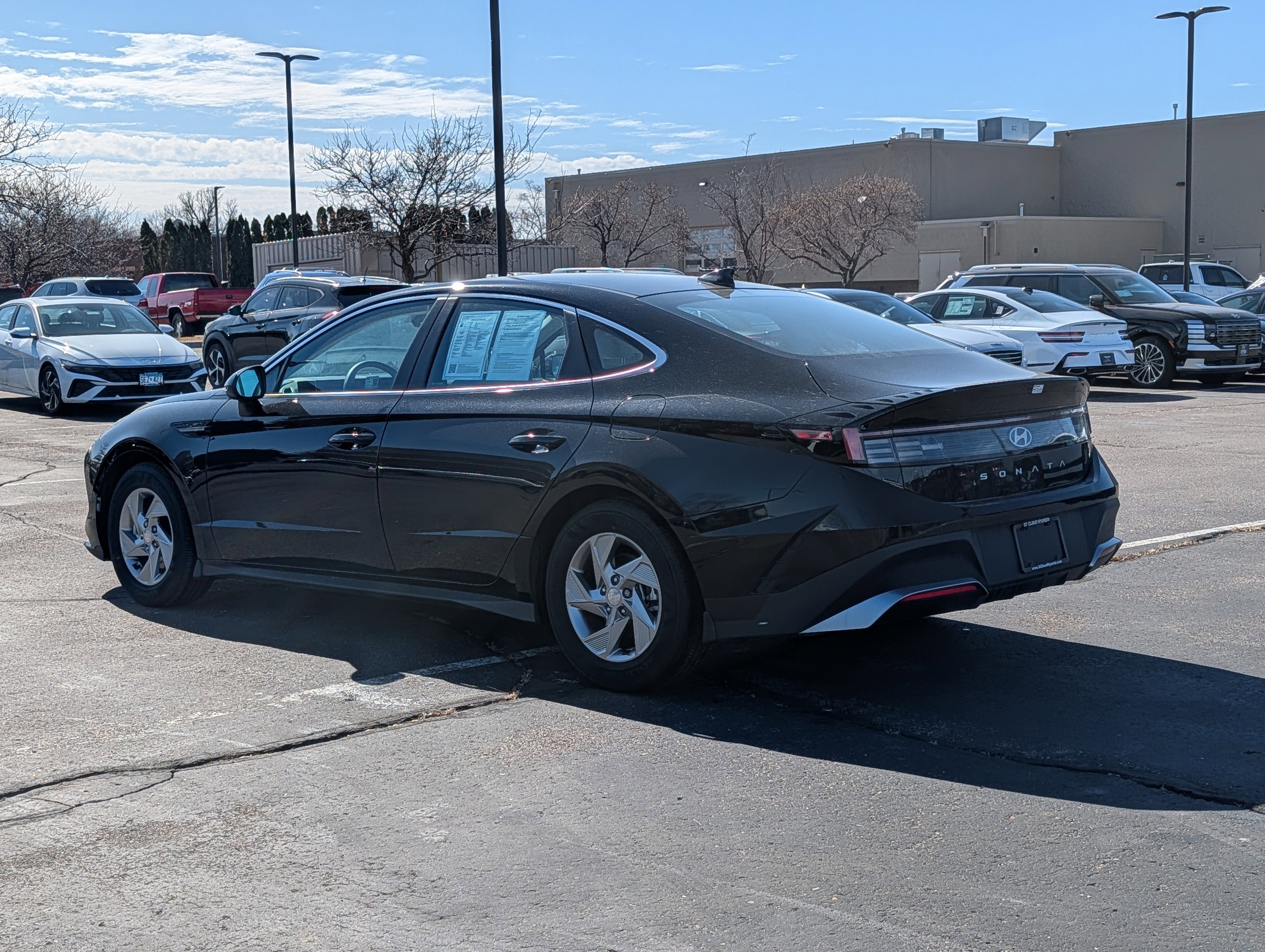 Used 2025 Hyundai Sonata SE image 3