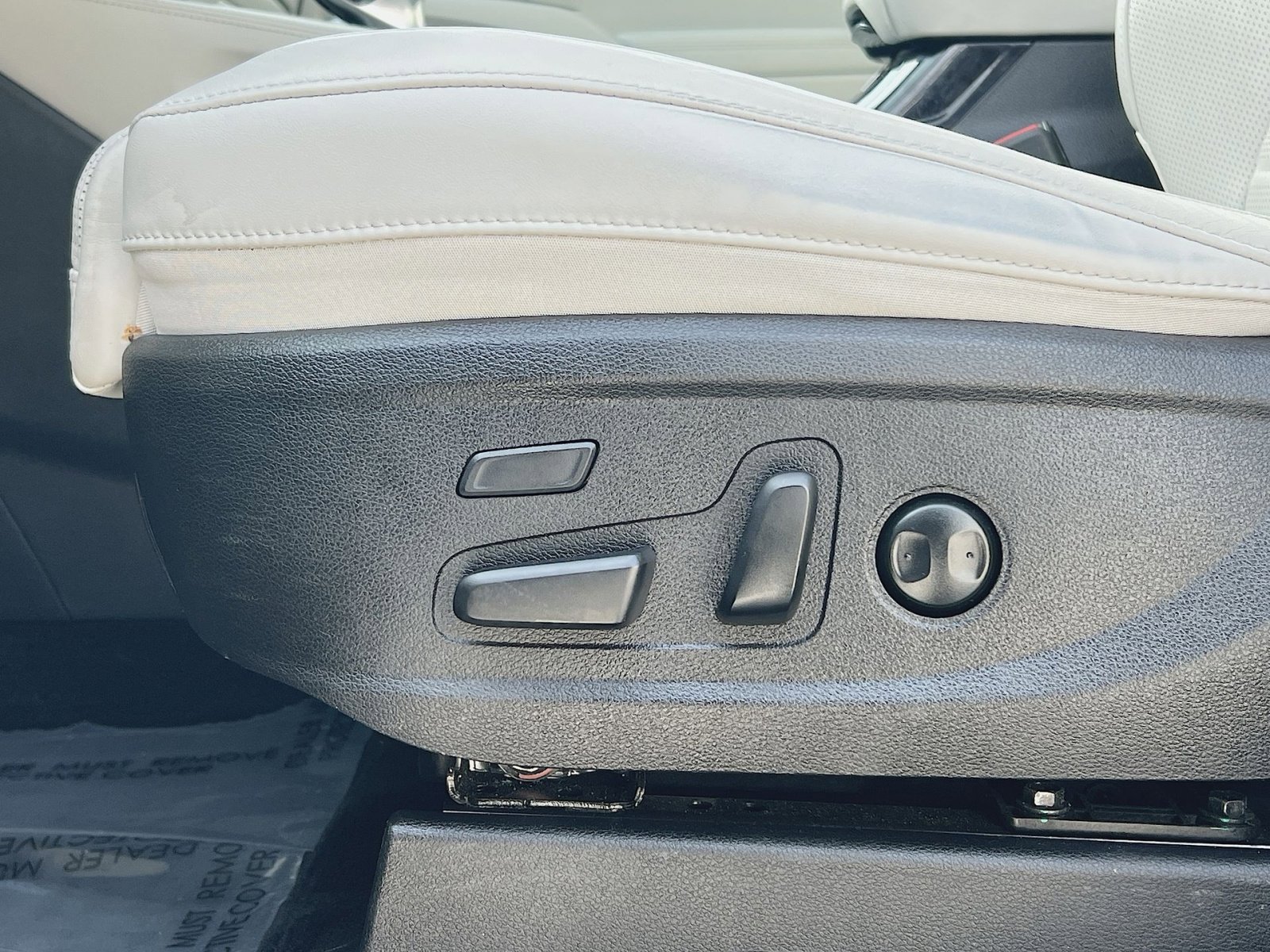 Used 2020 Kia Telluride SX w/ SX Prestige Package image 14