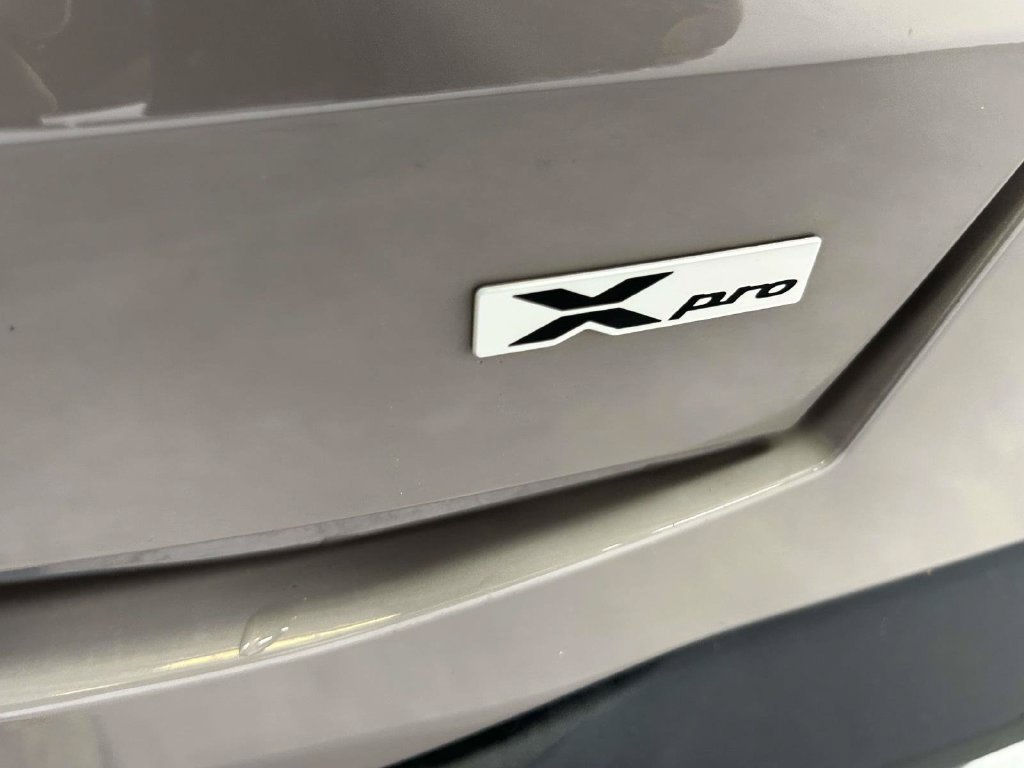 Used 2025 Kia Sorento SX Prestige AWD/4WD image 26