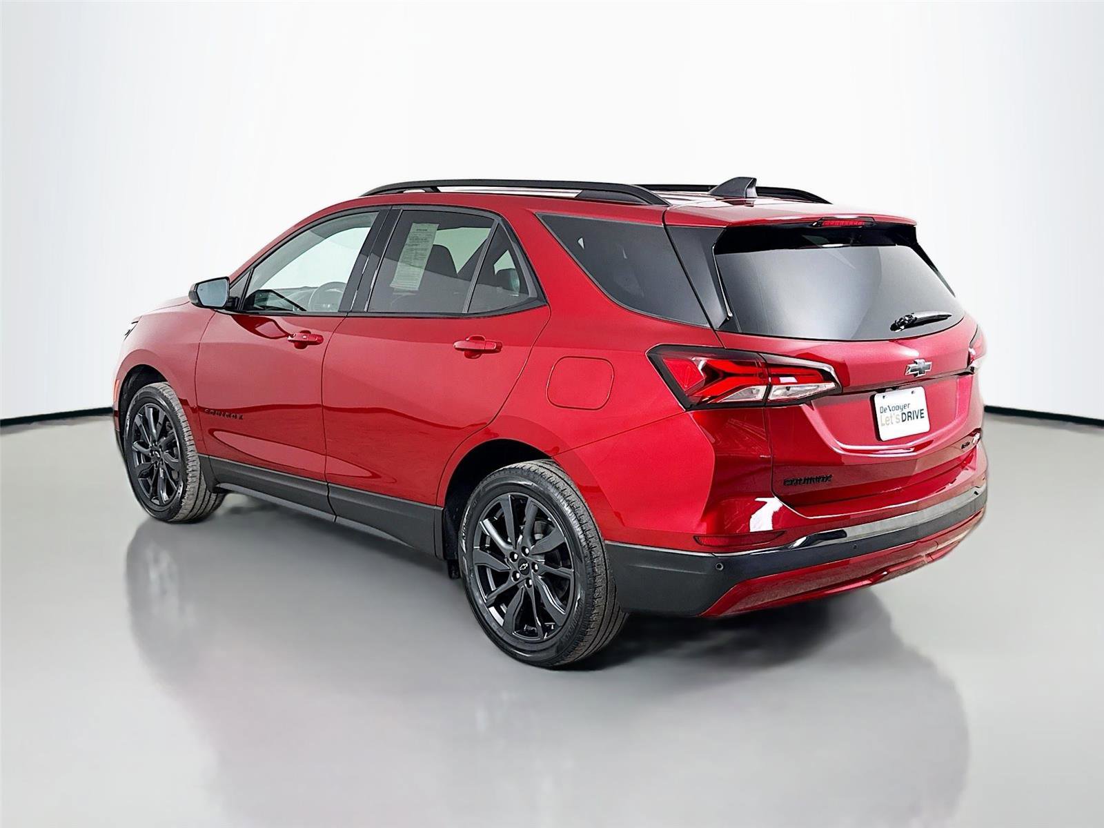Used 2023 Chevrolet Equinox RS AWD/4WD image 7