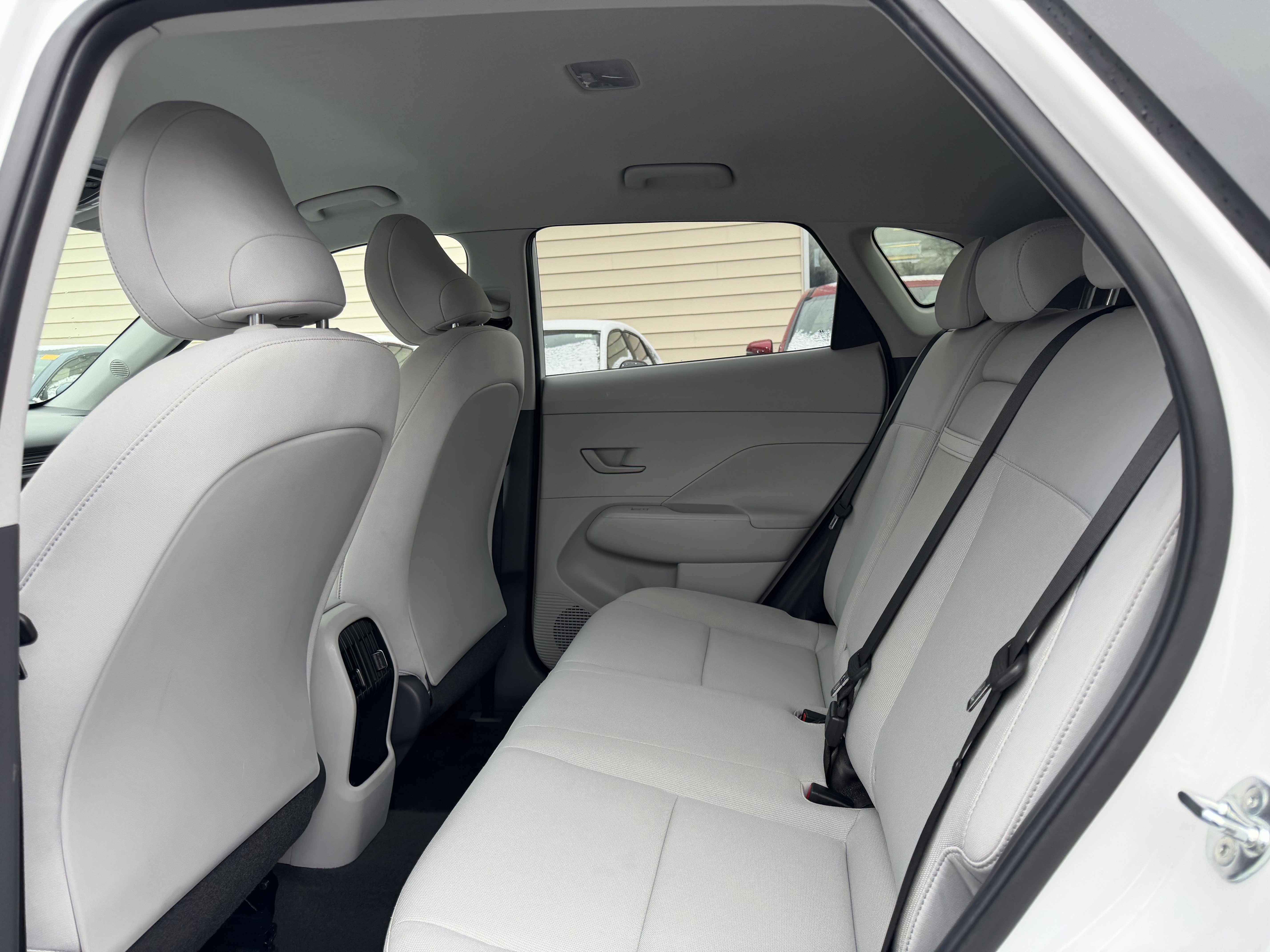 Used 2024 Hyundai Kona SEL image 25