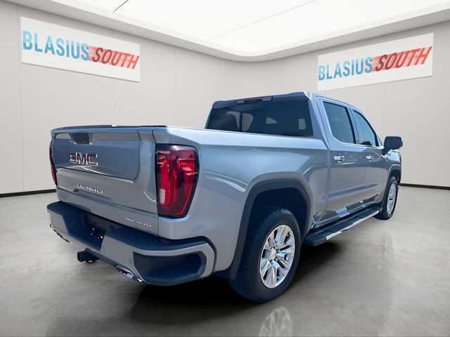 Used 2026 GMC Sierra 1500 Denali w/ Technology Package AWD/4WD image 3