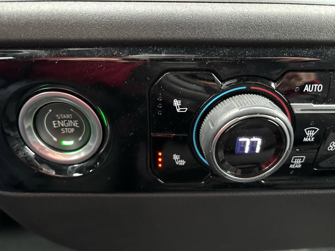 Used 2023 Chevrolet Silverado 1500 LT image 16