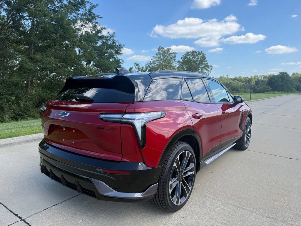 Used 2026 Chevrolet Blazer EV SS AWD/4WD image 3