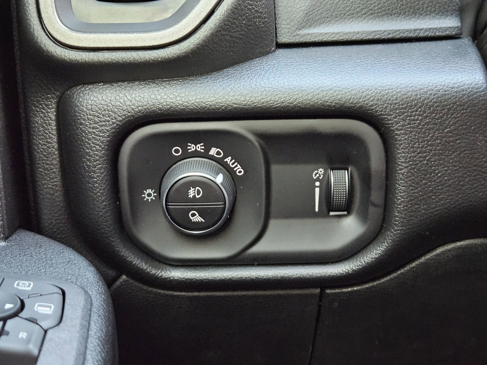 New 2026 RAM 2500 Tradesman image 24