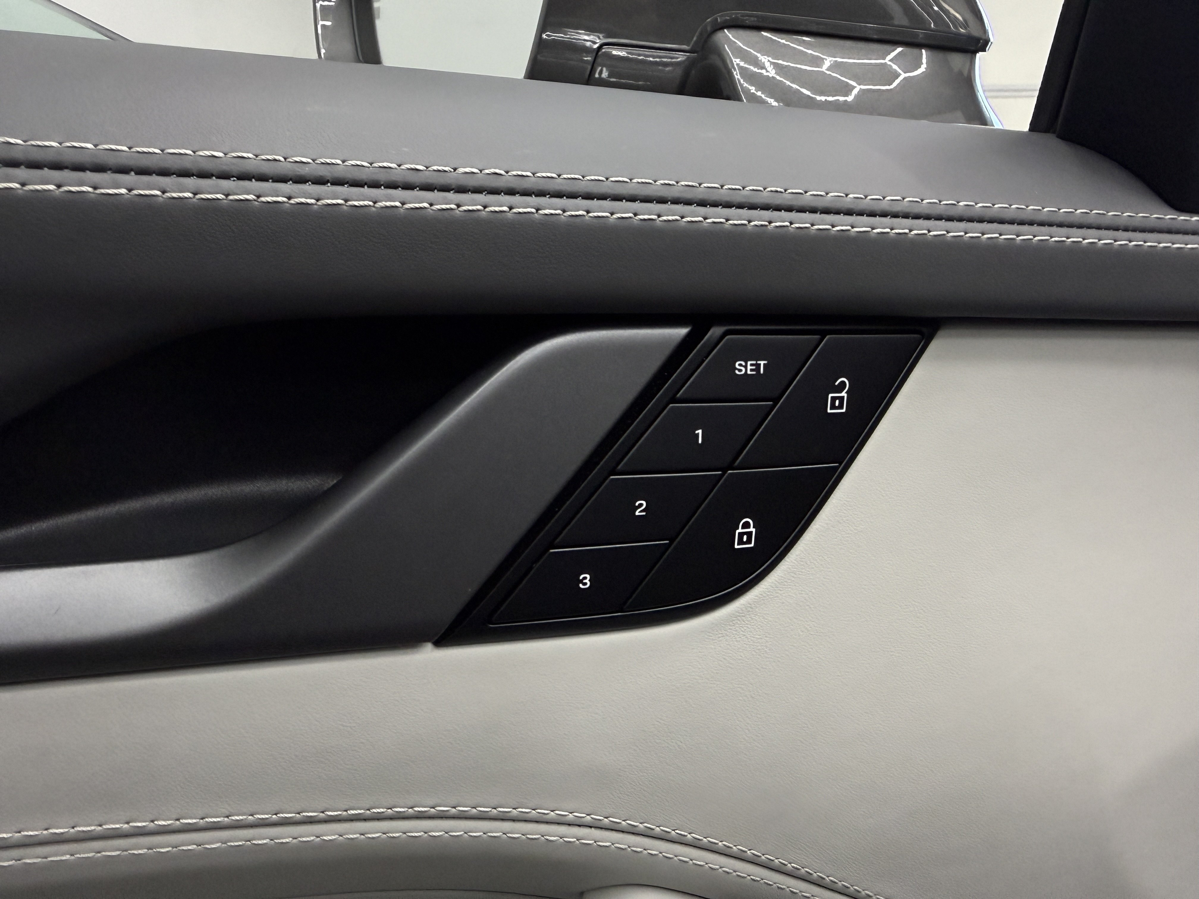 Used 2024 Porsche 911 Carrera 4S AWD/4WD image 11