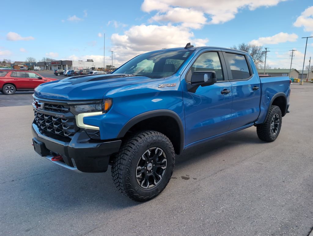 Used 2022 Chevrolet Silverado 1500 ZR2 w/ Technology Package image 4