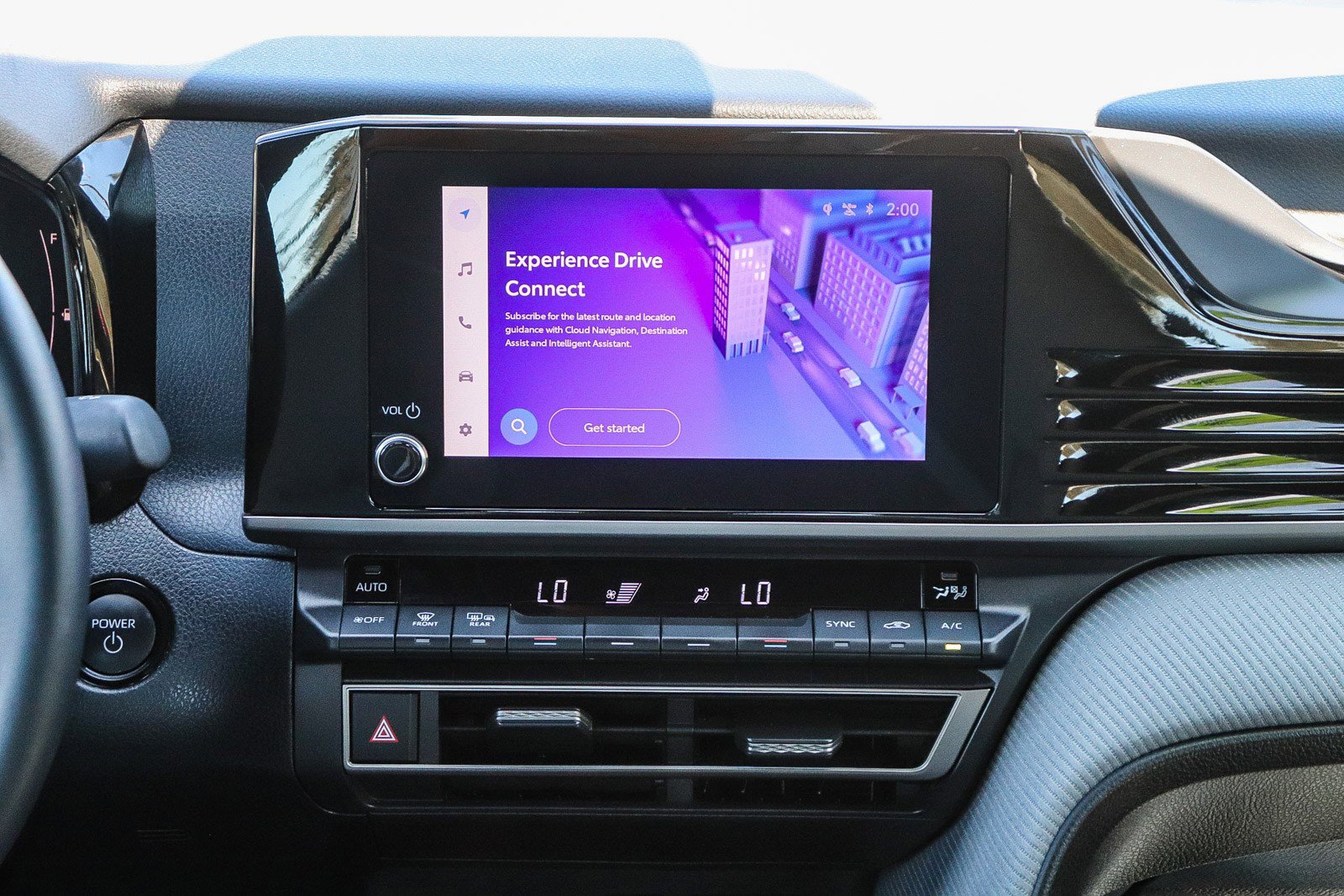 Used 2025 Toyota Camry SE w/ Convenience Package image 14