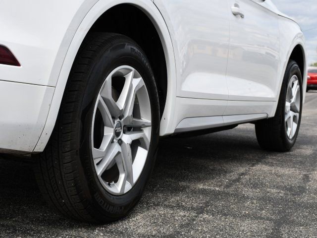 Used 2018 Audi Q5 2.0T Premium Plus w/ Premium Plus Package image 9