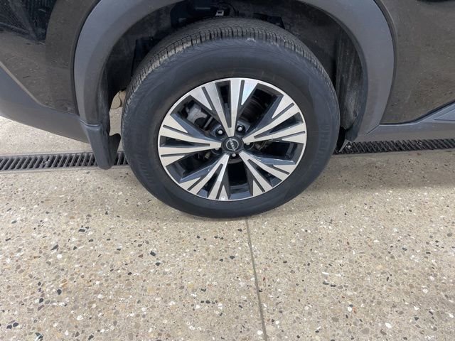Certified 2023 Nissan Rogue SV w/ SV Premium B Package image 37
