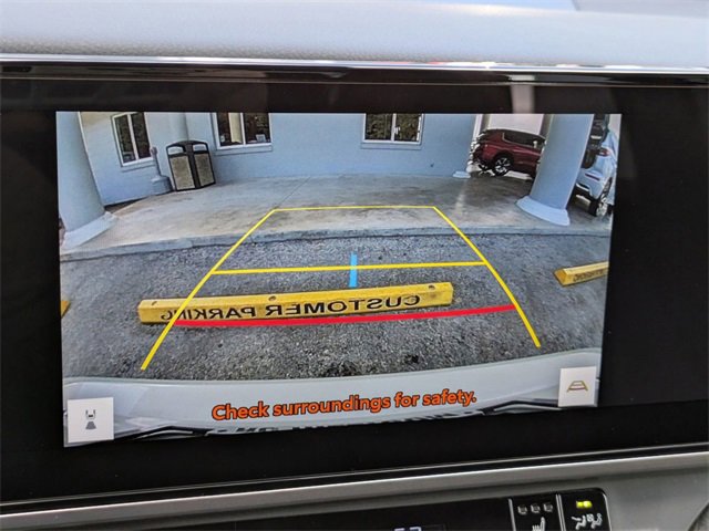 Used 2025 Toyota Camry XLE image 21