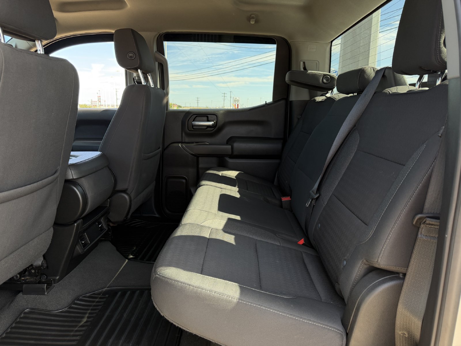 Used 2022 Chevrolet Silverado 1500 Custom AWD/4WD image 27