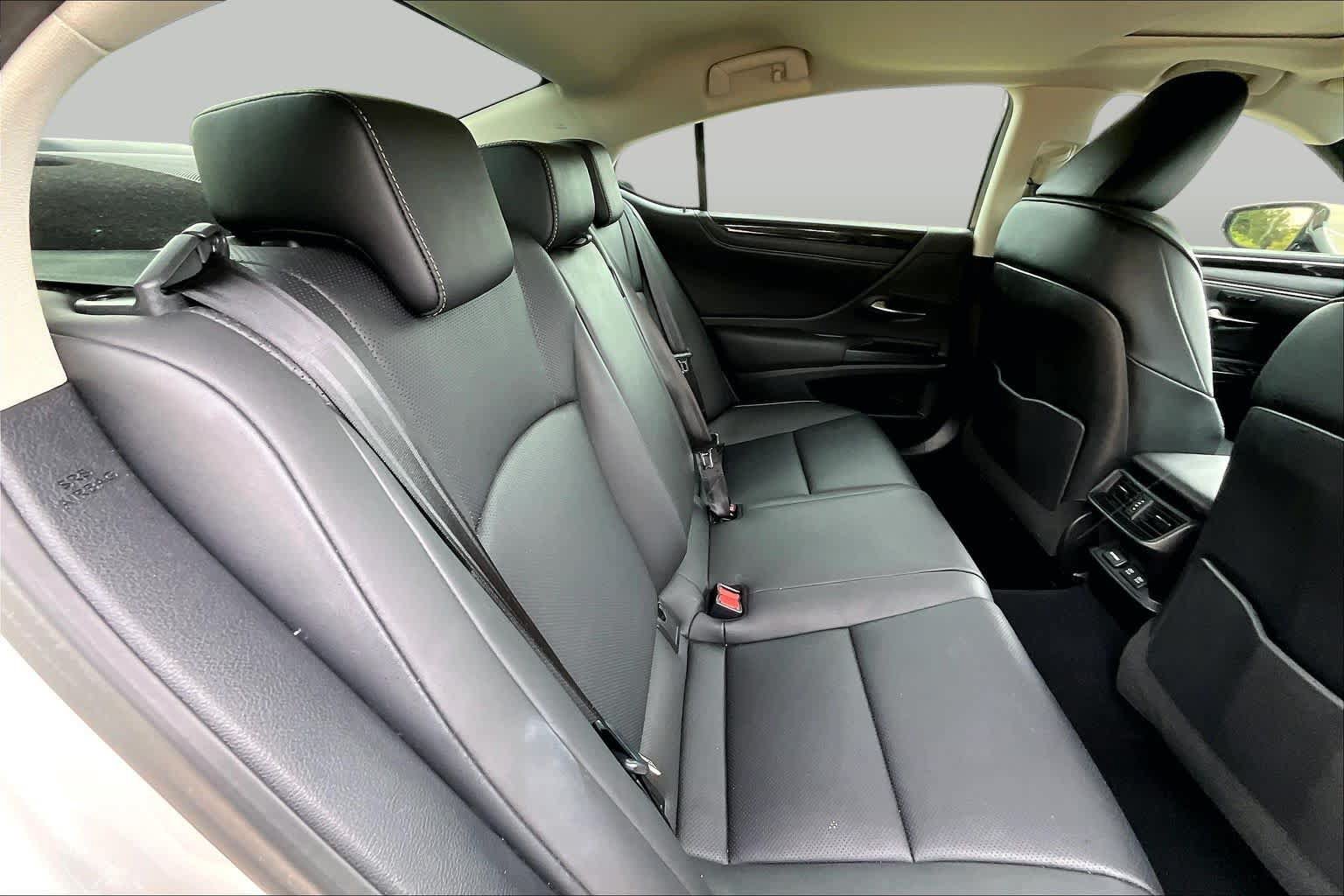Used 2020 Lexus ES 350 w/ Premium Package FWD image 20