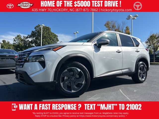 Used 2024 Nissan Rogue SV