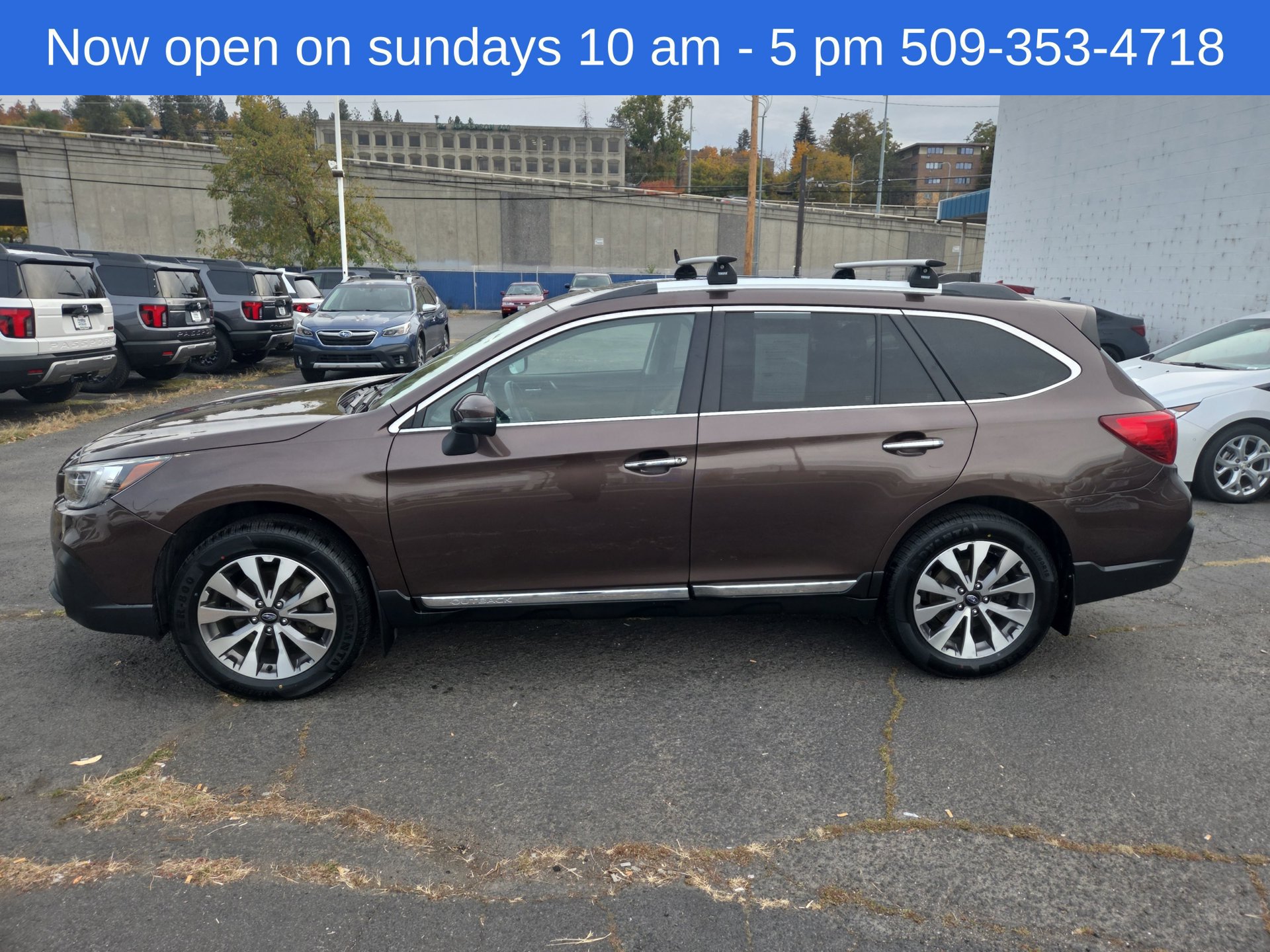 Used 2019 Subaru Outback 2.5i Touring w/ Popular Package #3A AWD/4WD image 2