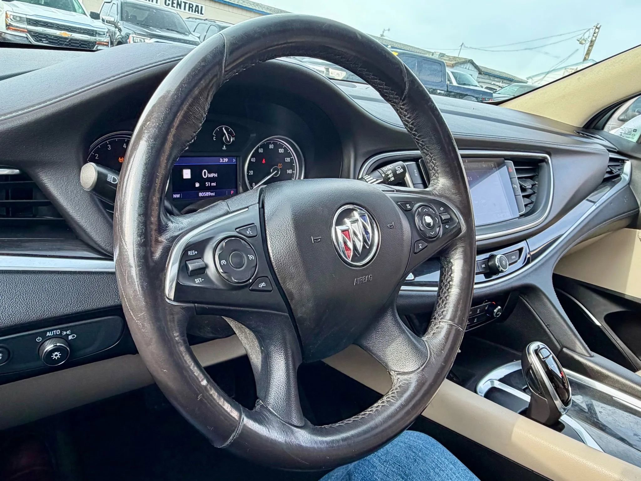 Used 2020 Buick Enclave Essence w/ Sport Touring Edition image 10