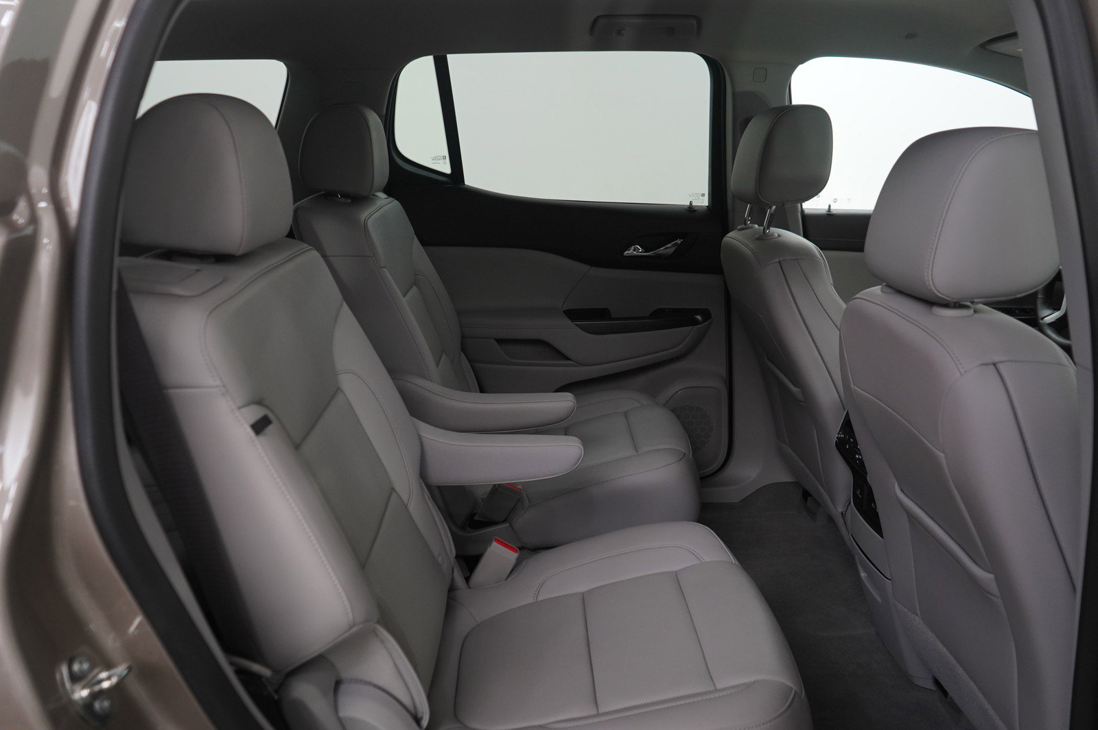 Used 2023 GMC Acadia SLT w/ Technology Package image 11