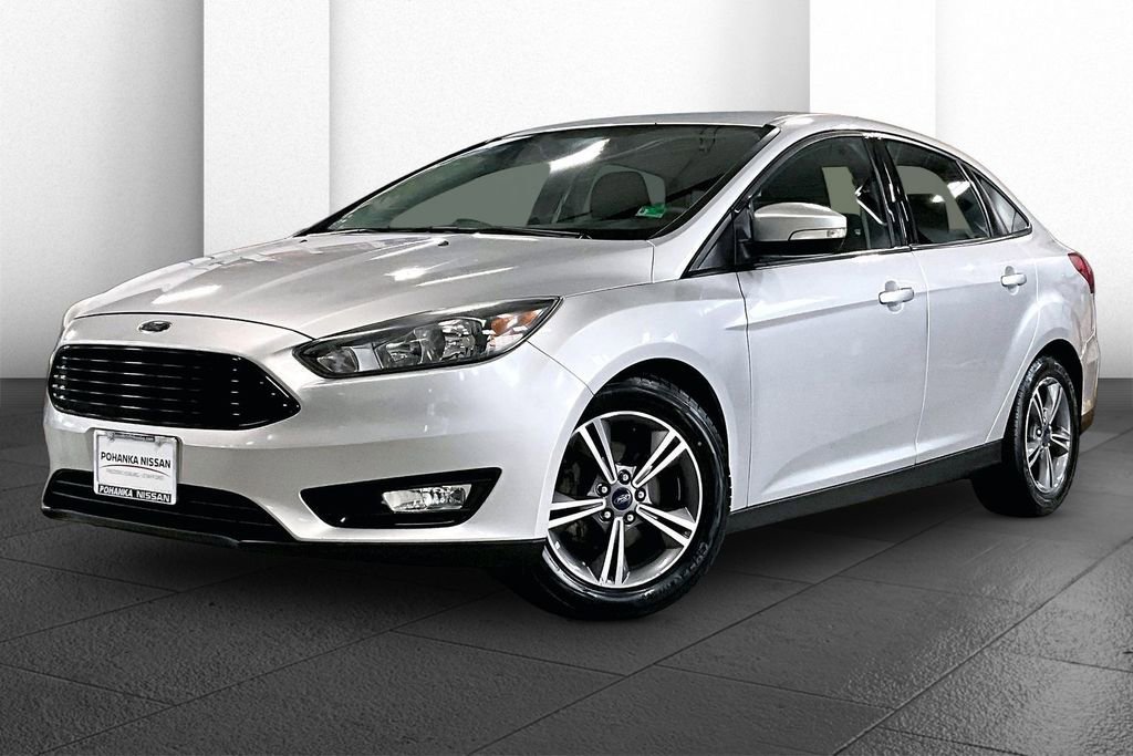 Used 2017 Ford Focus SE image 12