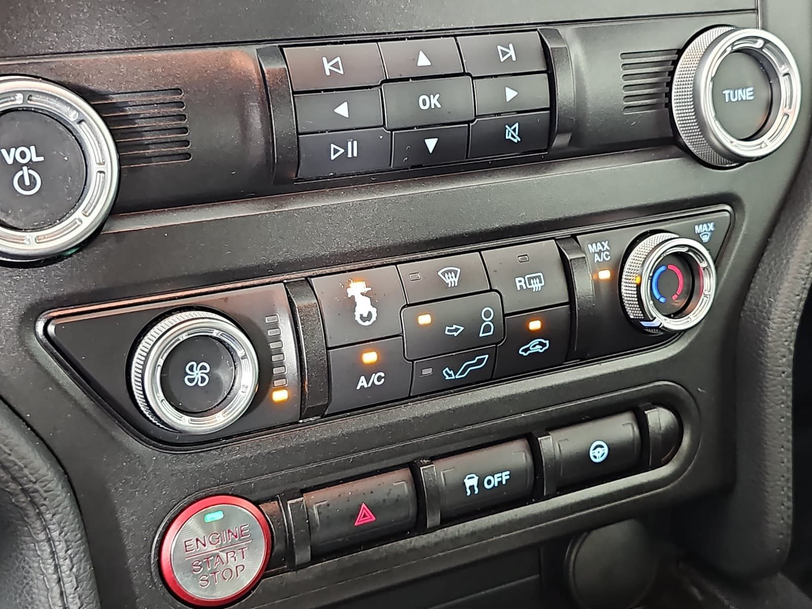 Used 2020 Ford Mustang GT RWD image 21