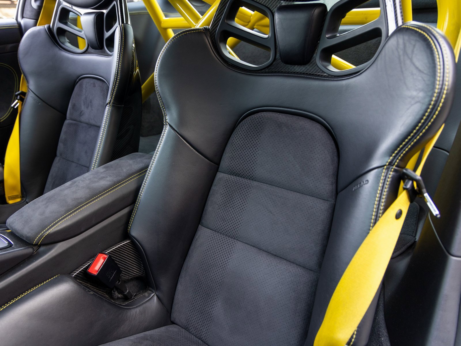 Used 2019 Porsche 911 GT3 RS image 36