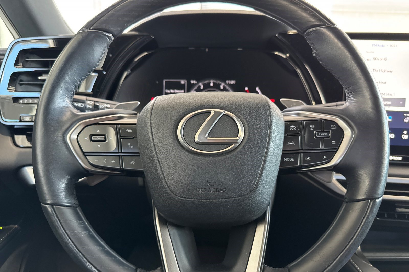 Used 2024 Lexus RX 350 Premium w/ Accessory Package (Z1) FWD image 29