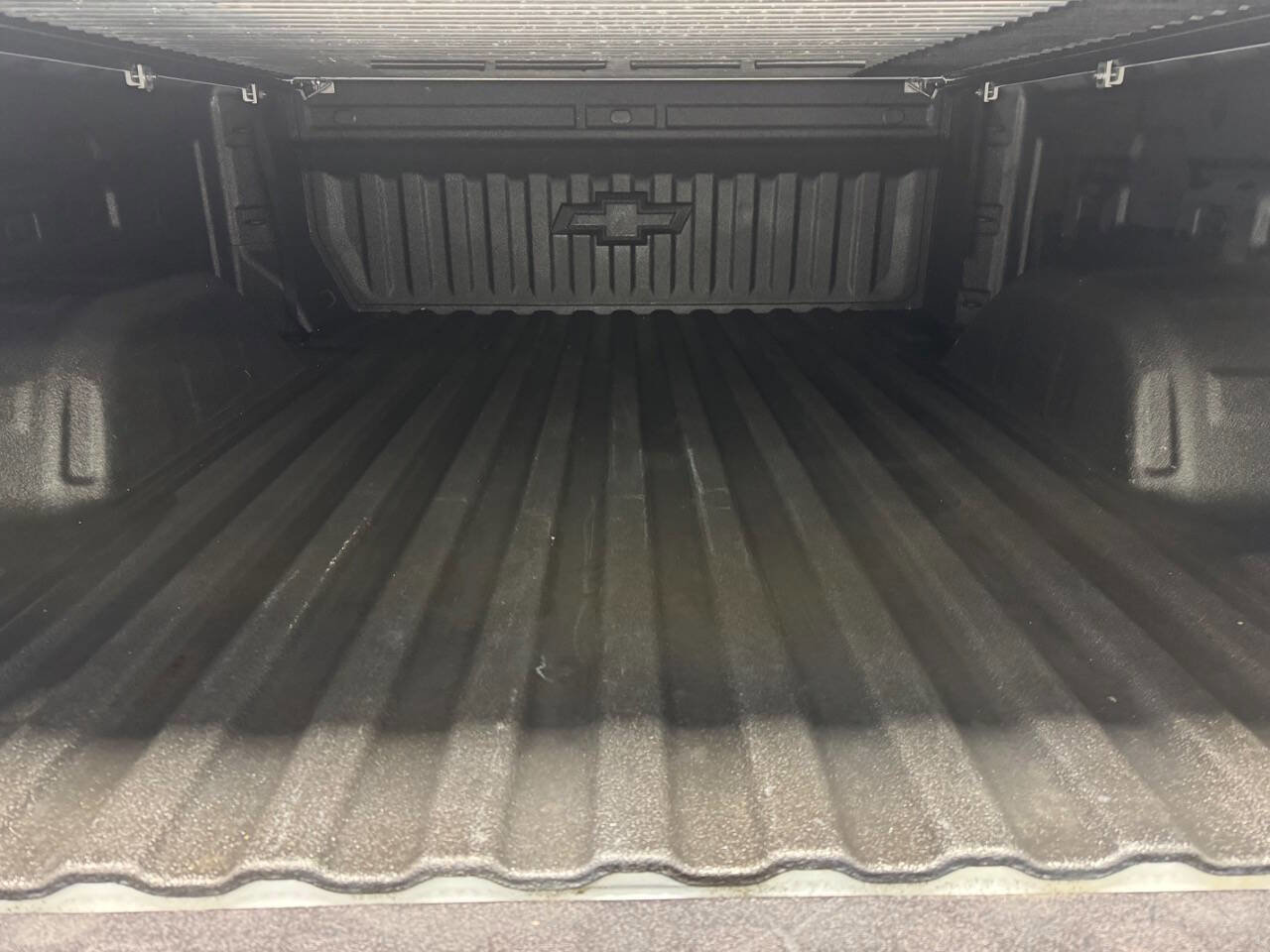 Used 2019 Chevrolet Silverado 1500 RST image 22