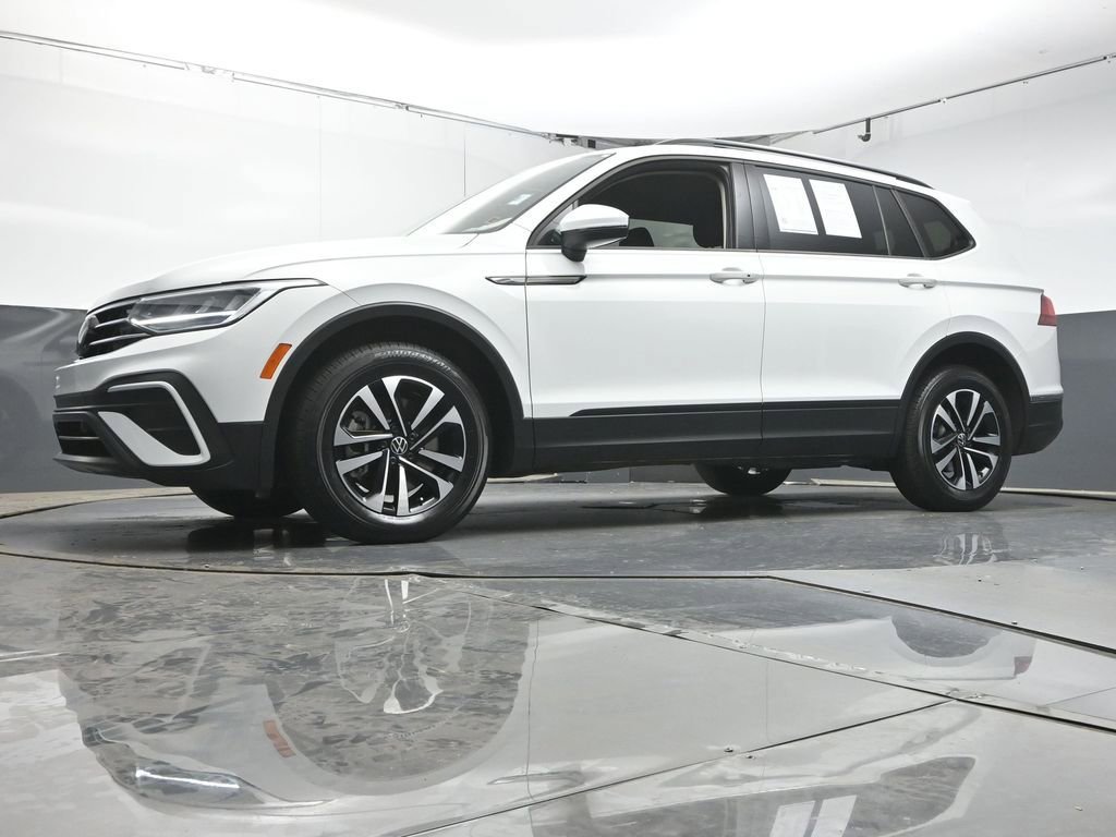 Used 2024 Volkswagen Tiguan S image 35