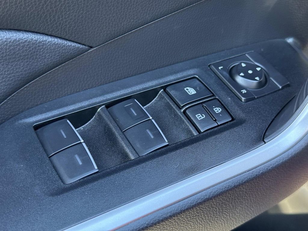 Used 2025 Toyota RAV4 XLE w/ Convenience Package FWD image 23