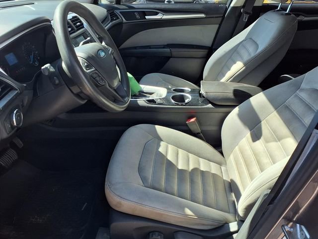 Used 2013 Ford Fusion S FWD image 10