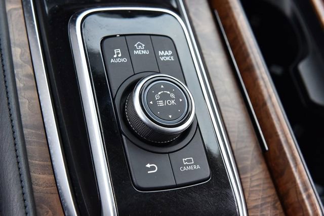 Used 2024 Nissan Armada SL image 22