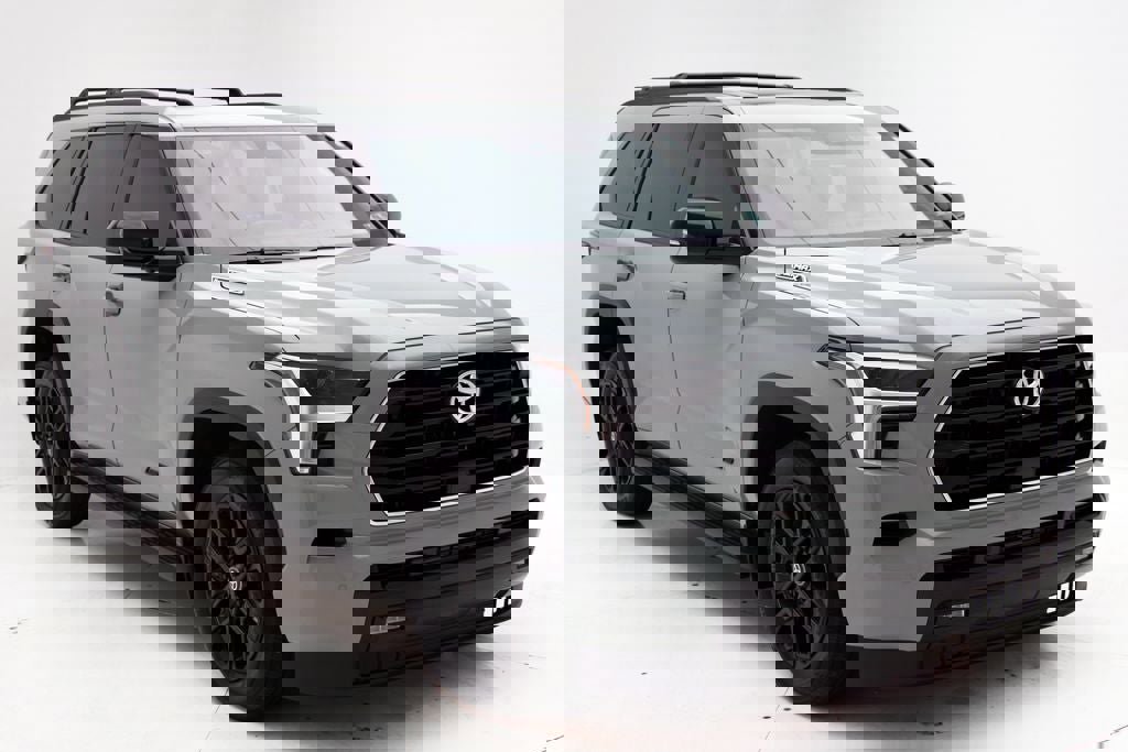 Used 2025 Toyota Sequoia Limited image 4