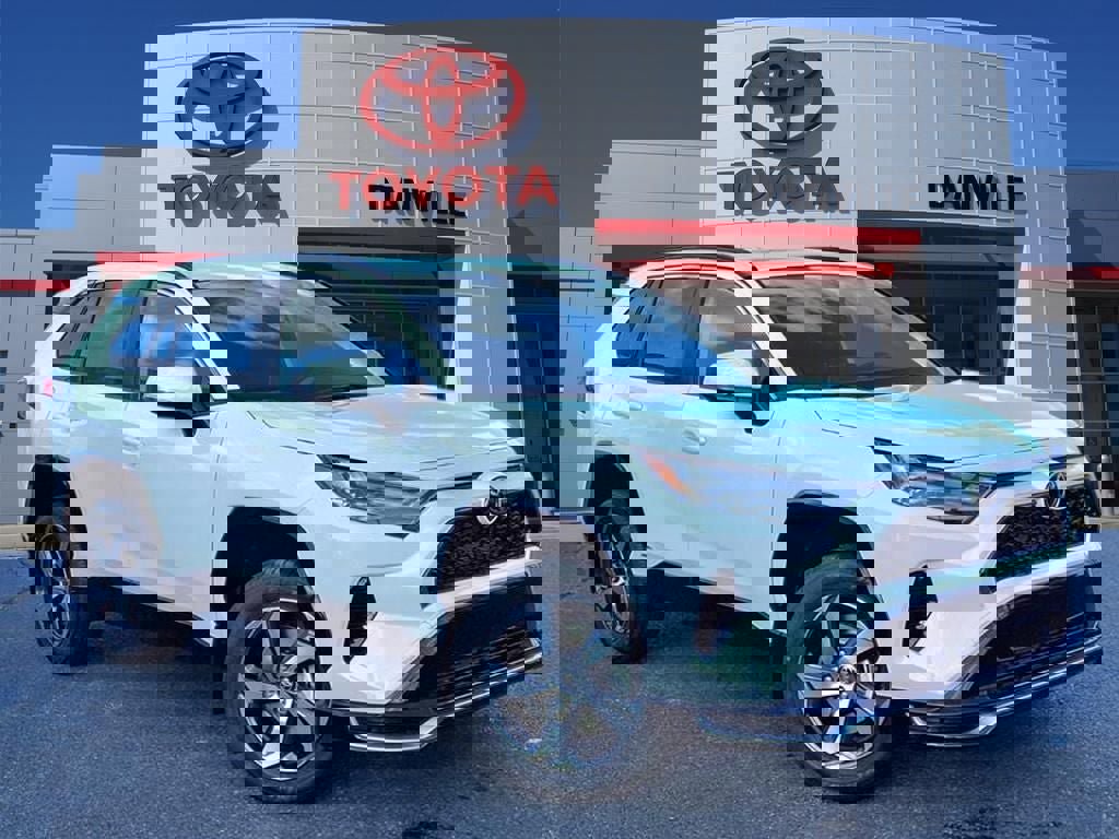 New 2025 Toyota RAV4 SE image 1
