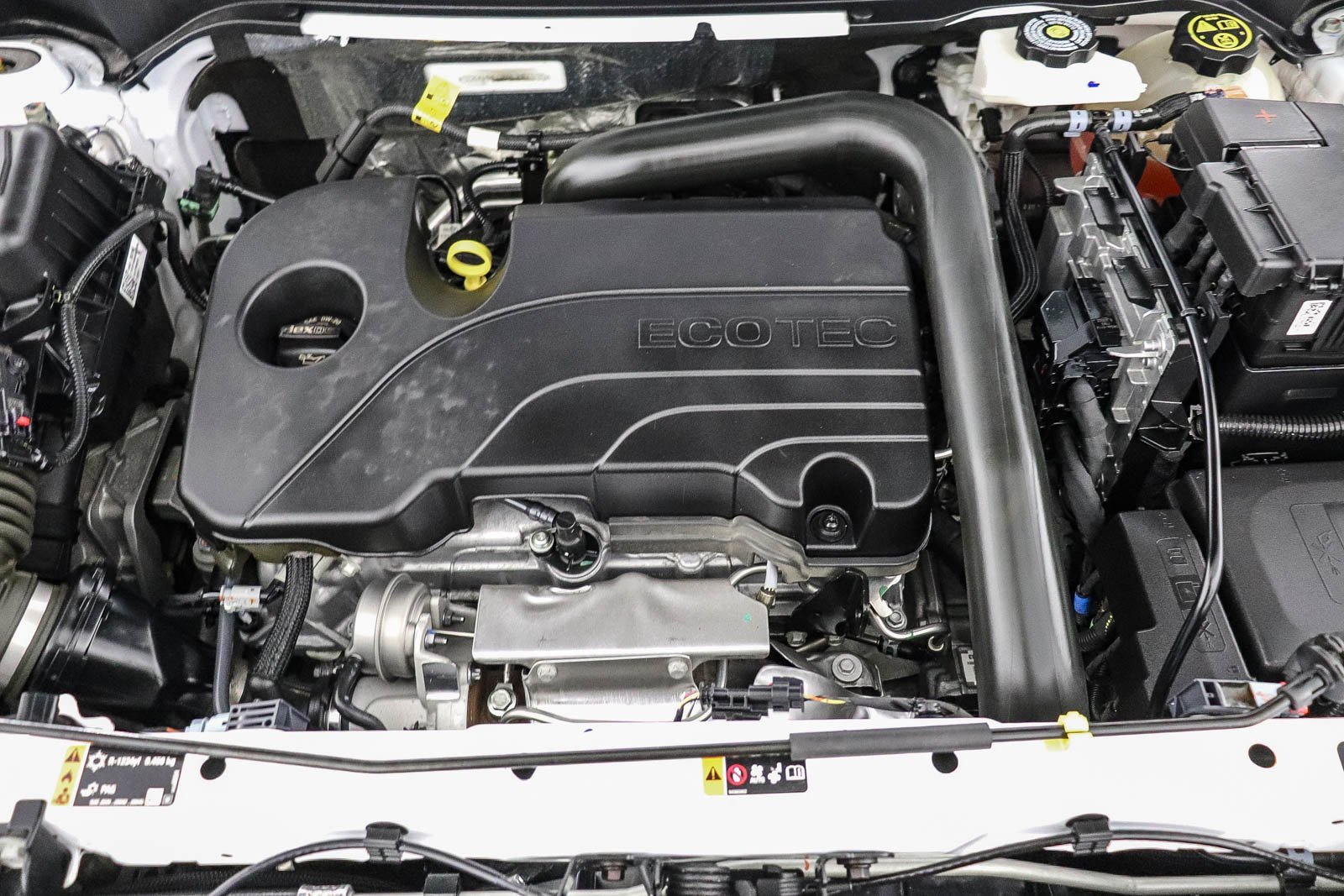 Used 2024 GMC Terrain SLT image 26