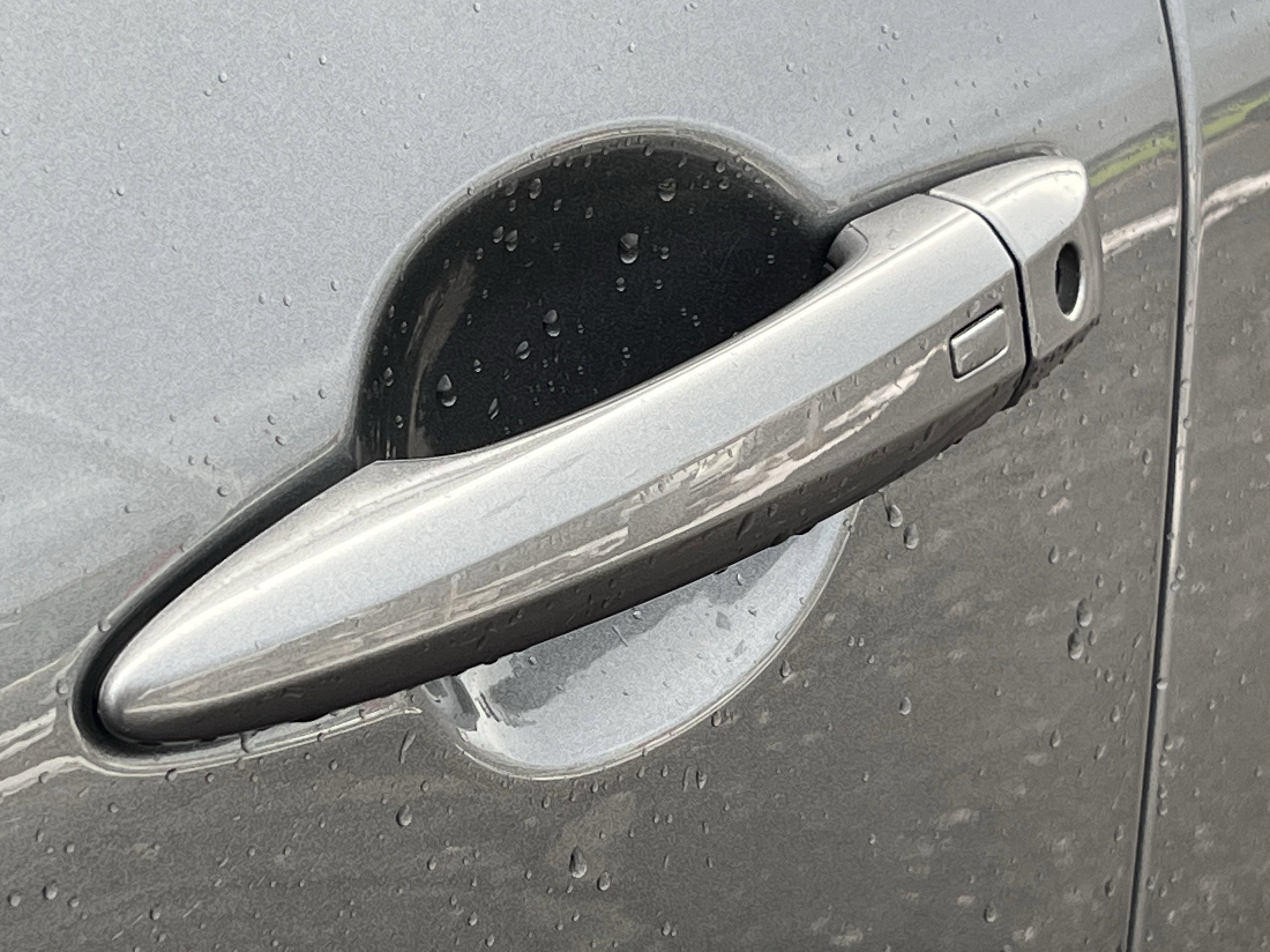 Used 2023 Nissan Rogue SV w/ SV Premium B Package image 13