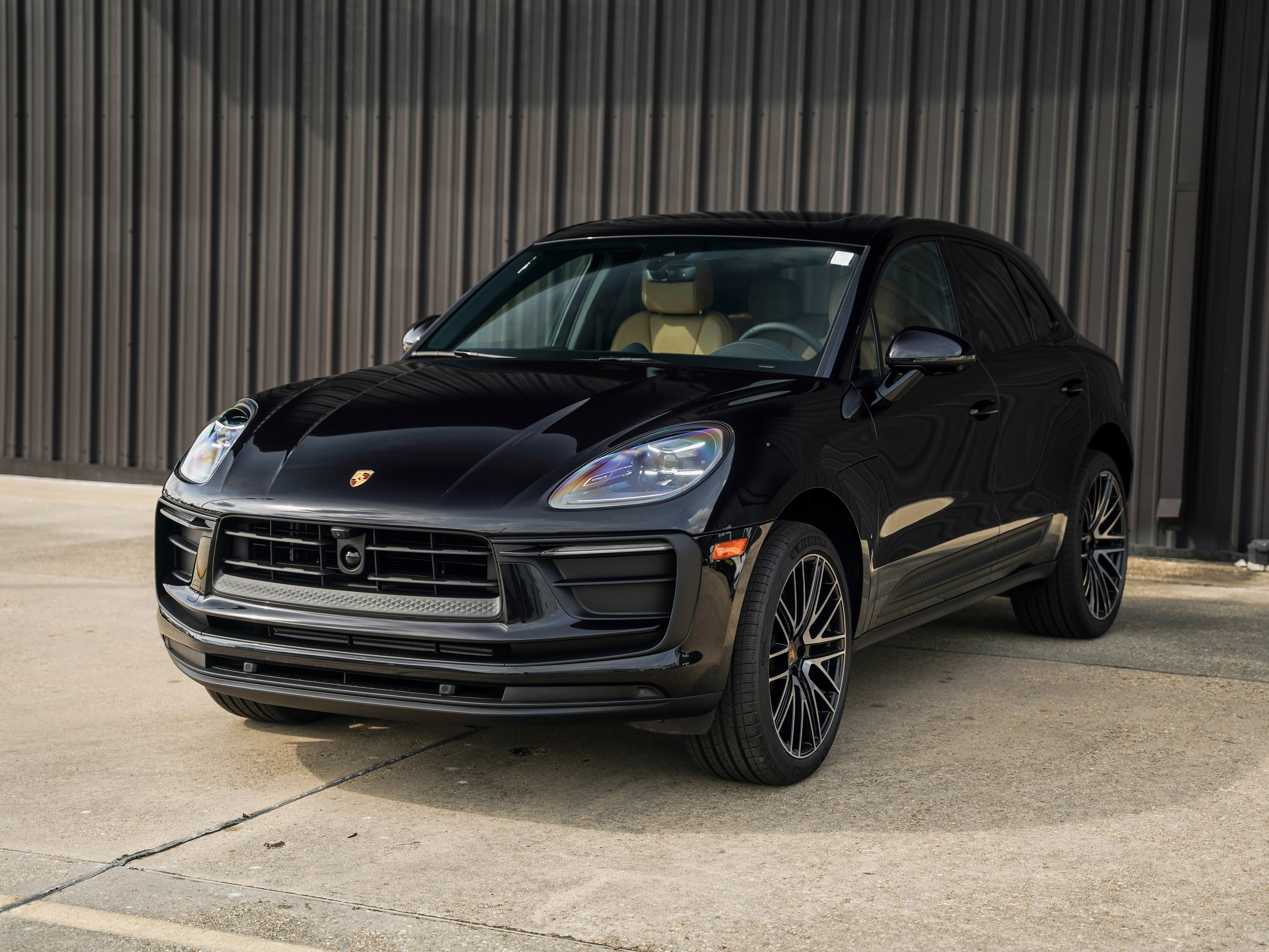 New 2026 Porsche Macan image 8