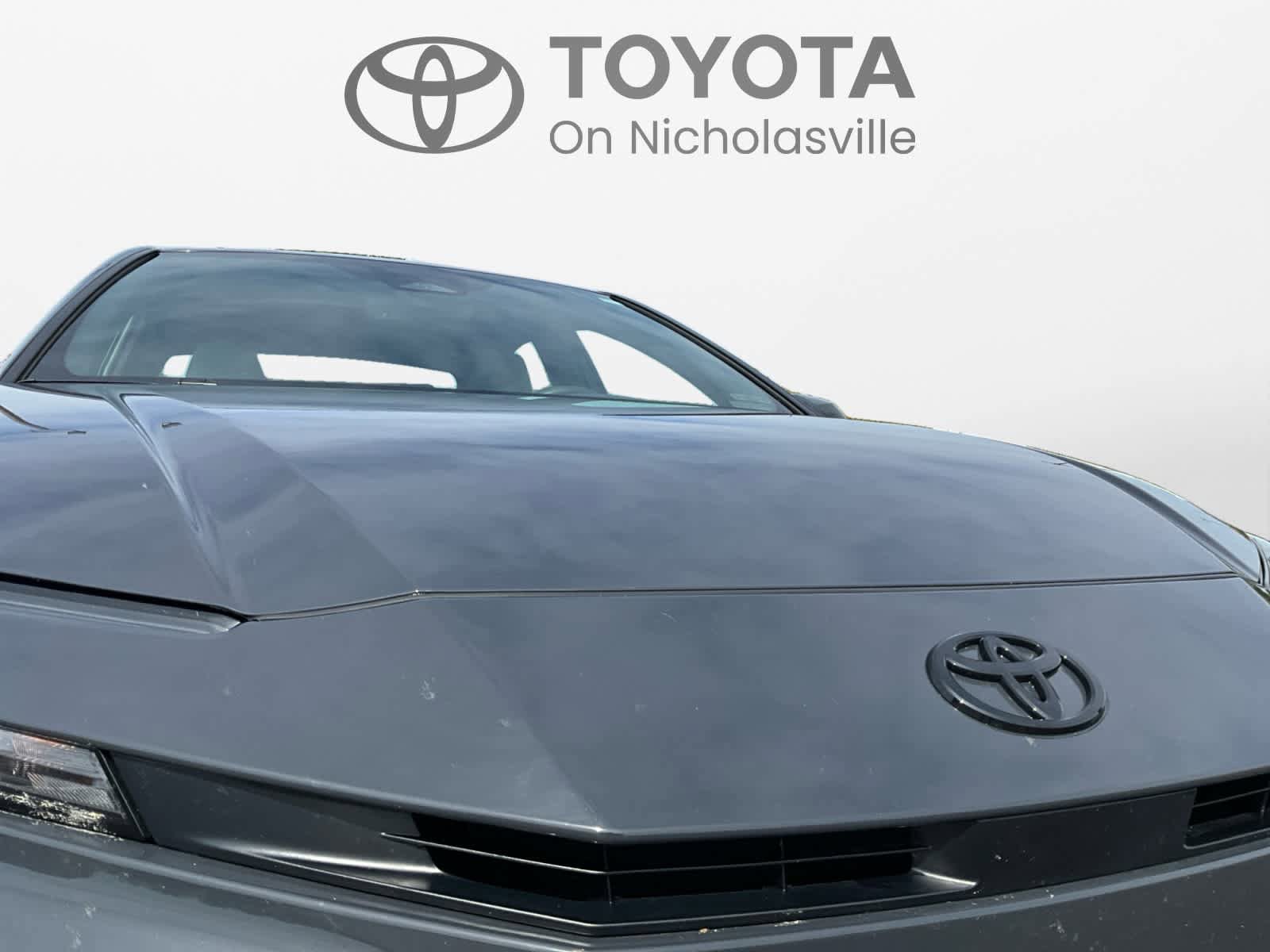 Used 2025 Toyota Camry SE w/ Convenience Package FWD image 22