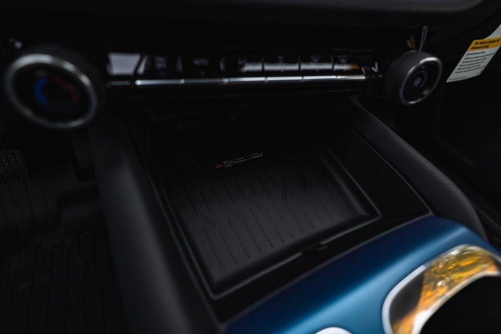 New 2026 Chevrolet Equinox EV LT image 8