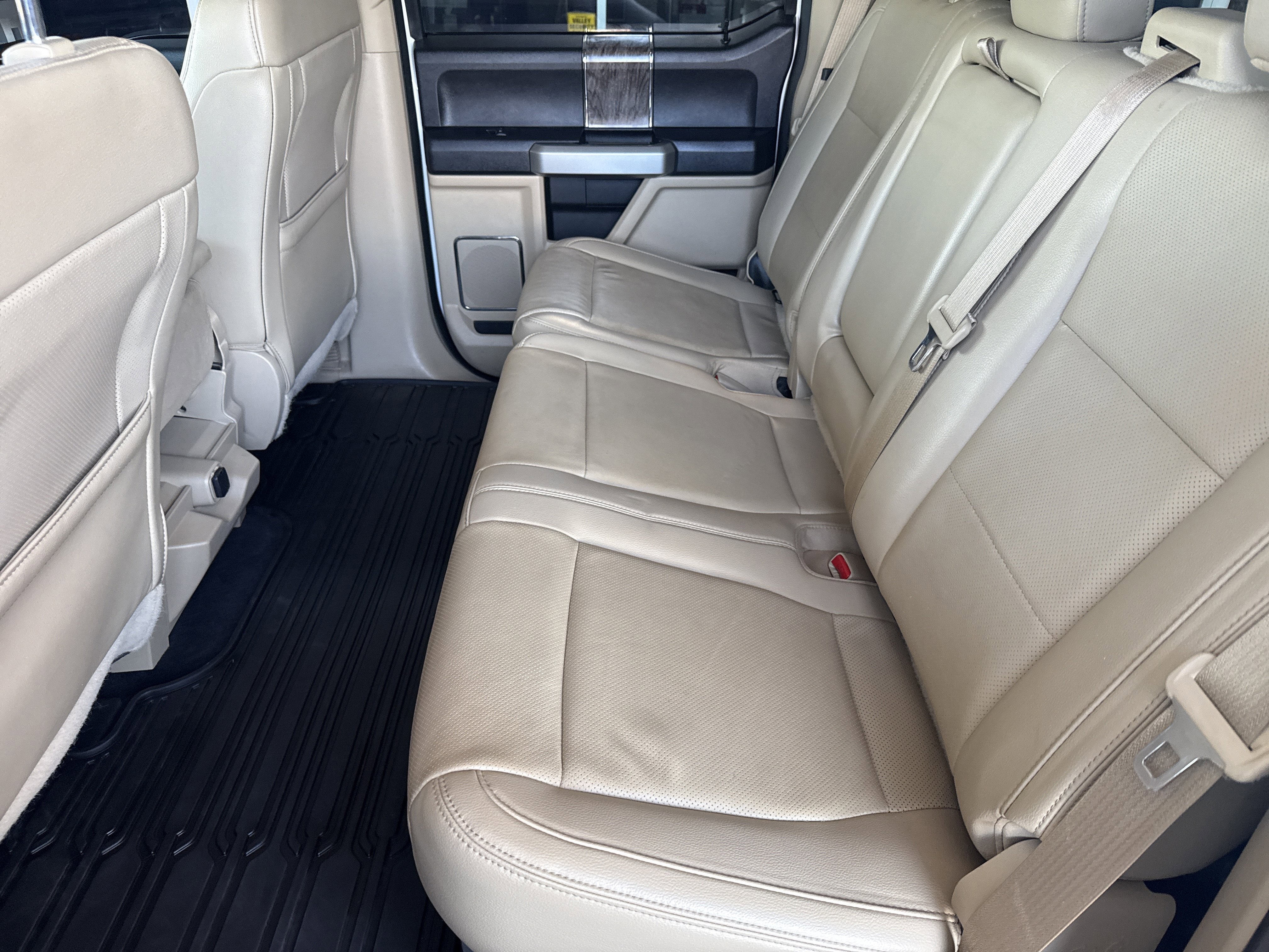 Used 2017 Ford F350 Lariat w/ Lariat Value Package image 38