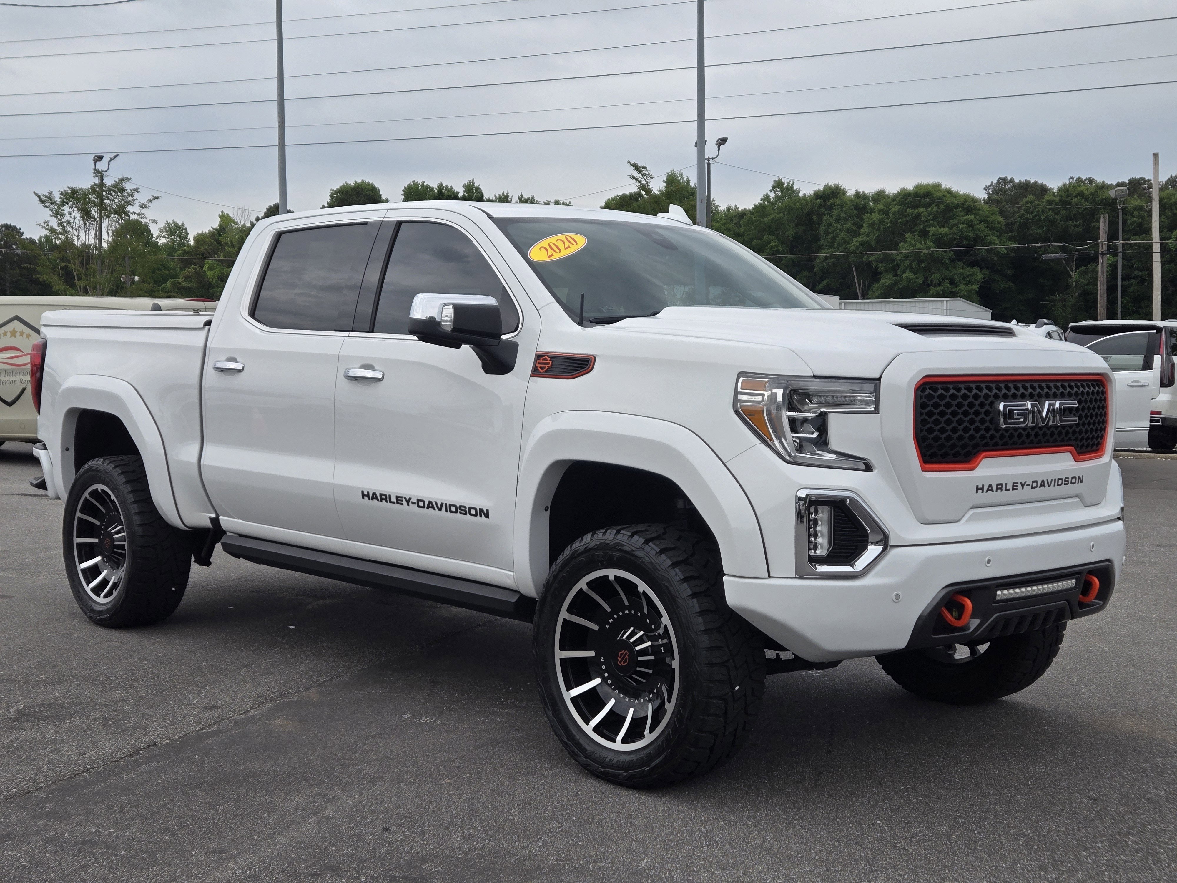 Used 2020 GMC Sierra 1500 SLT w/ SLT Premium Plus Package AWD/4WD image 6