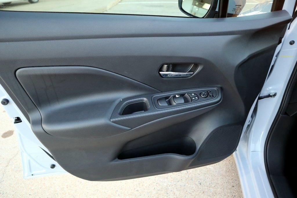 New 2025 Nissan Versa SV w/ Trunk Package FWD image 12