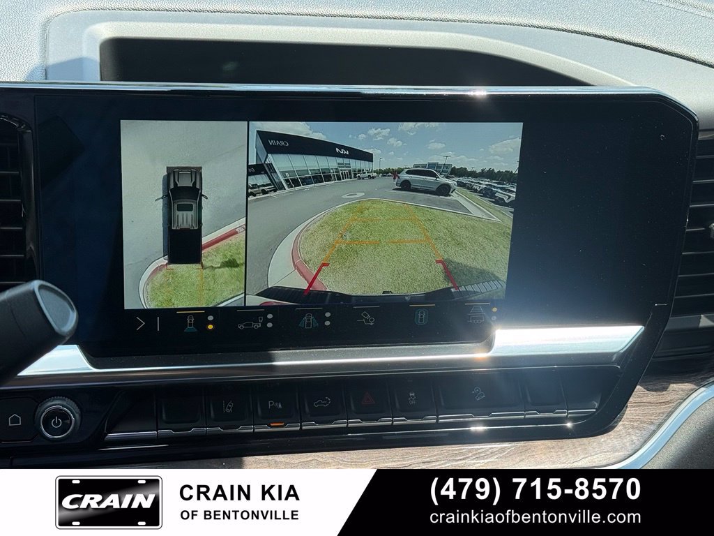 Used 2024 Chevrolet Silverado 2500 LTZ w/ LTZ Premium Package AWD/4WD image 16