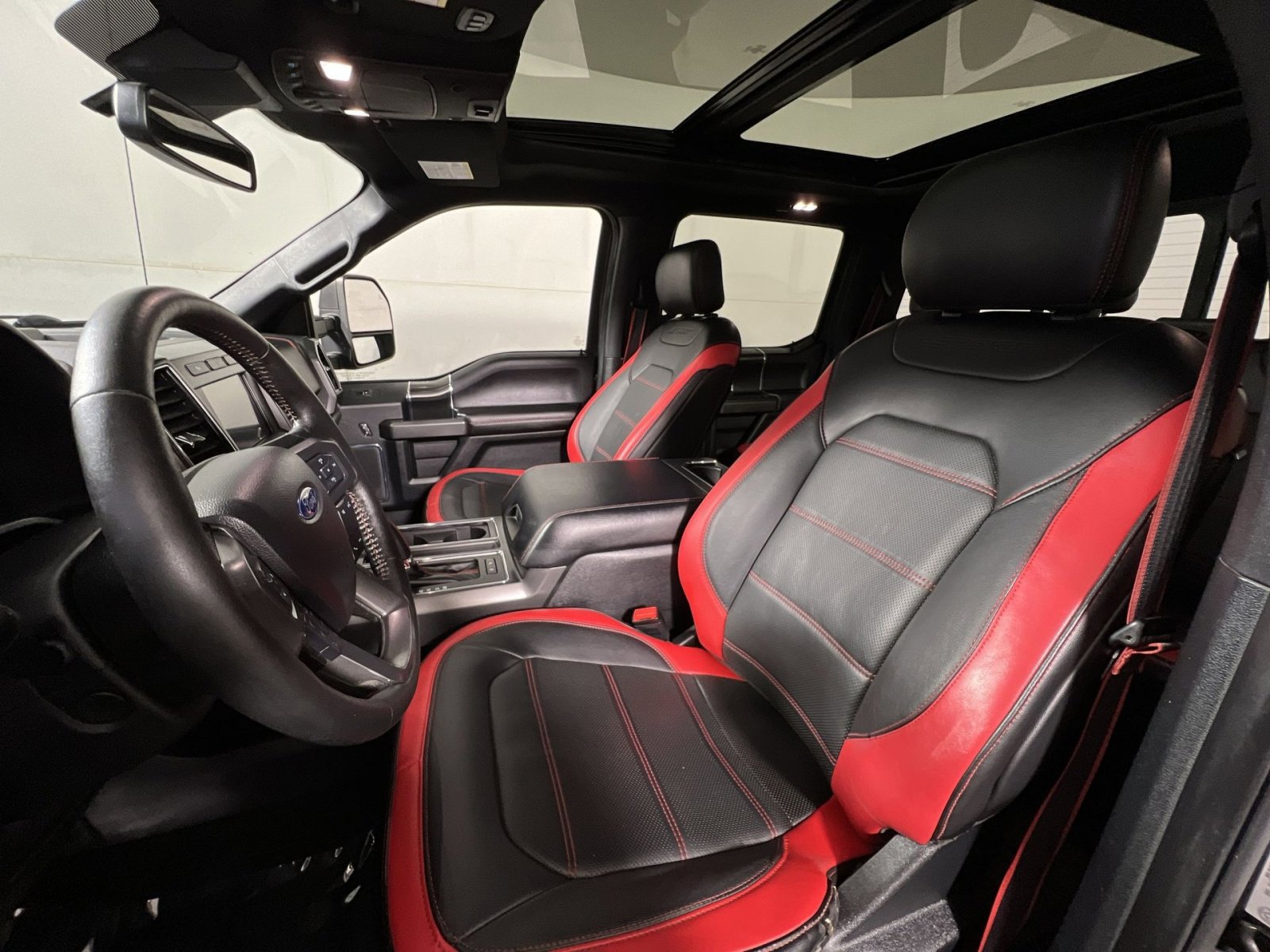 Used 2019 Ford F150 Lariat w/ Equipment Group 502A Luxury image 13