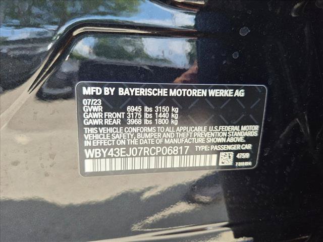 Certified 2024 BMW i7 eDrive50 w/ M Sport Package RWD image 26