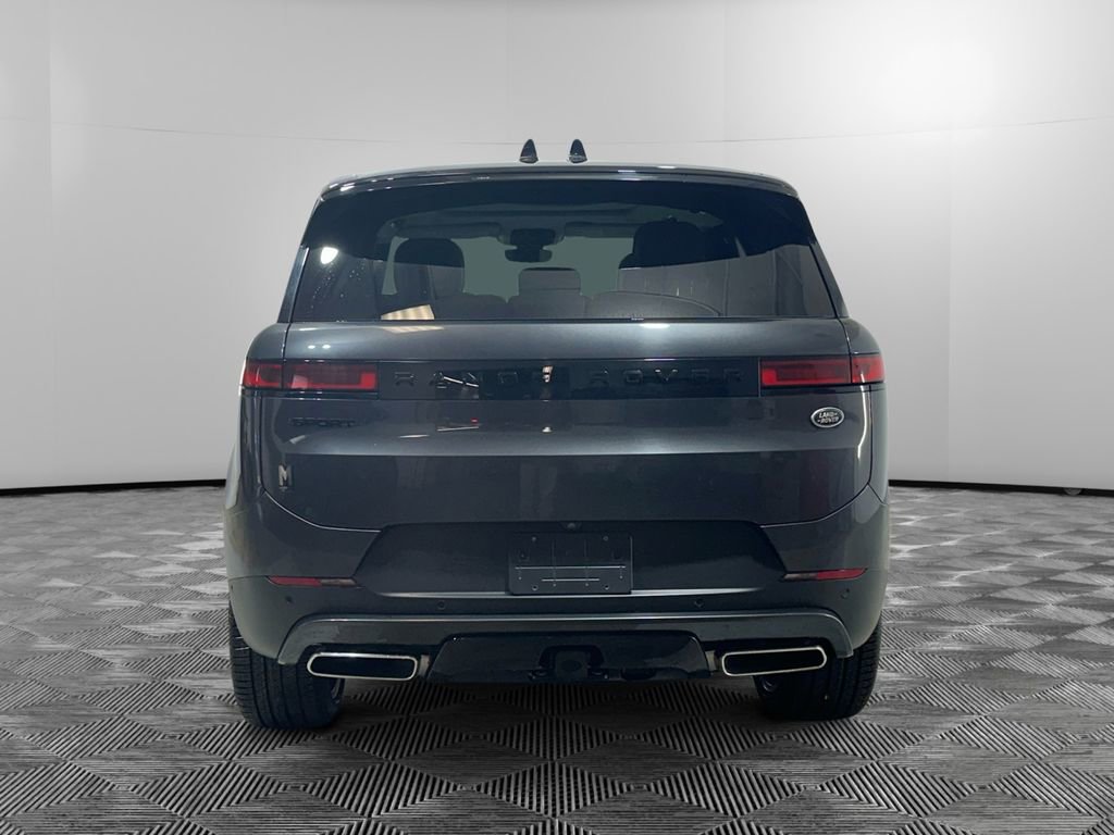 Used 2023 Land Rover Range Rover Sport SE image 4