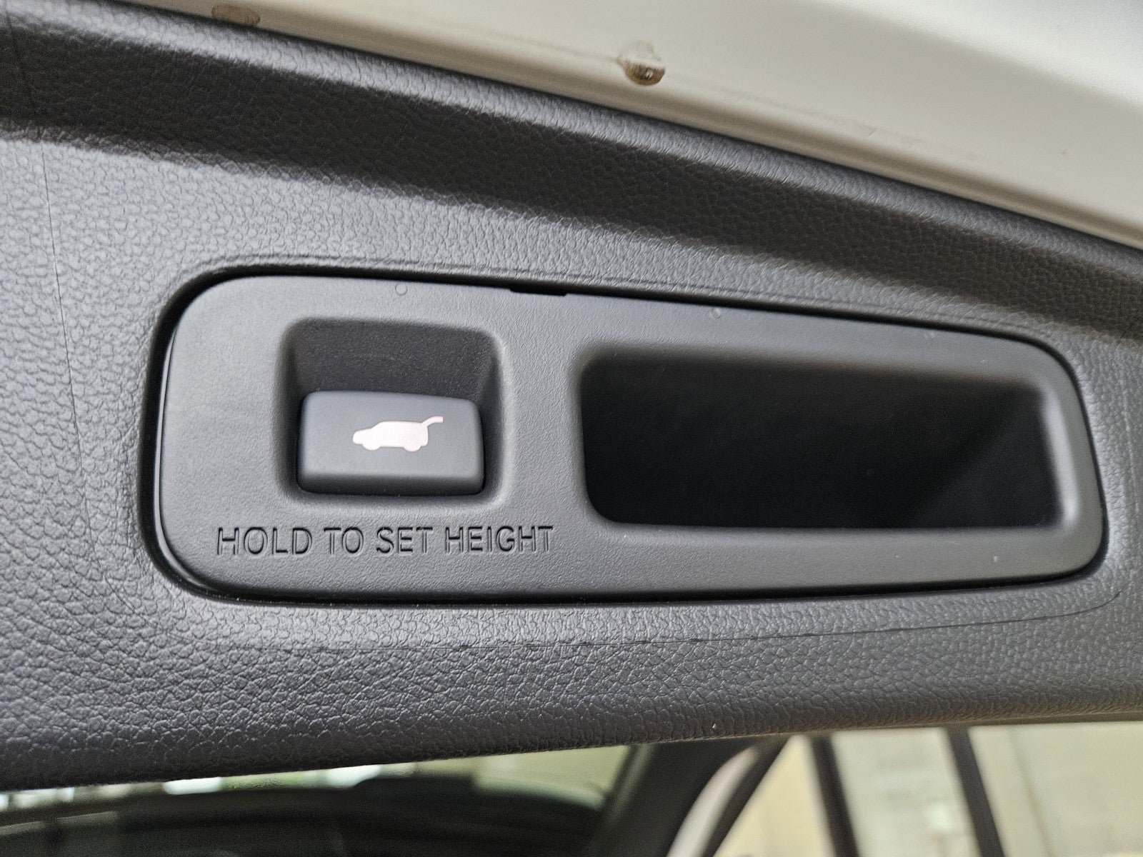 Used 2024 Honda CR-V Sport Touring image 10