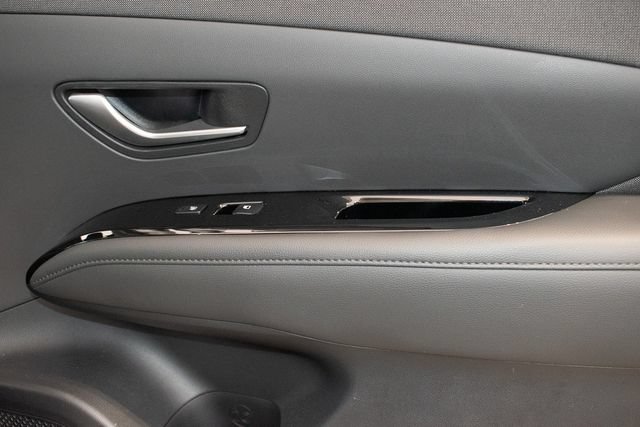 Used 2022 Hyundai Tucson Limited AWD/4WD image 13