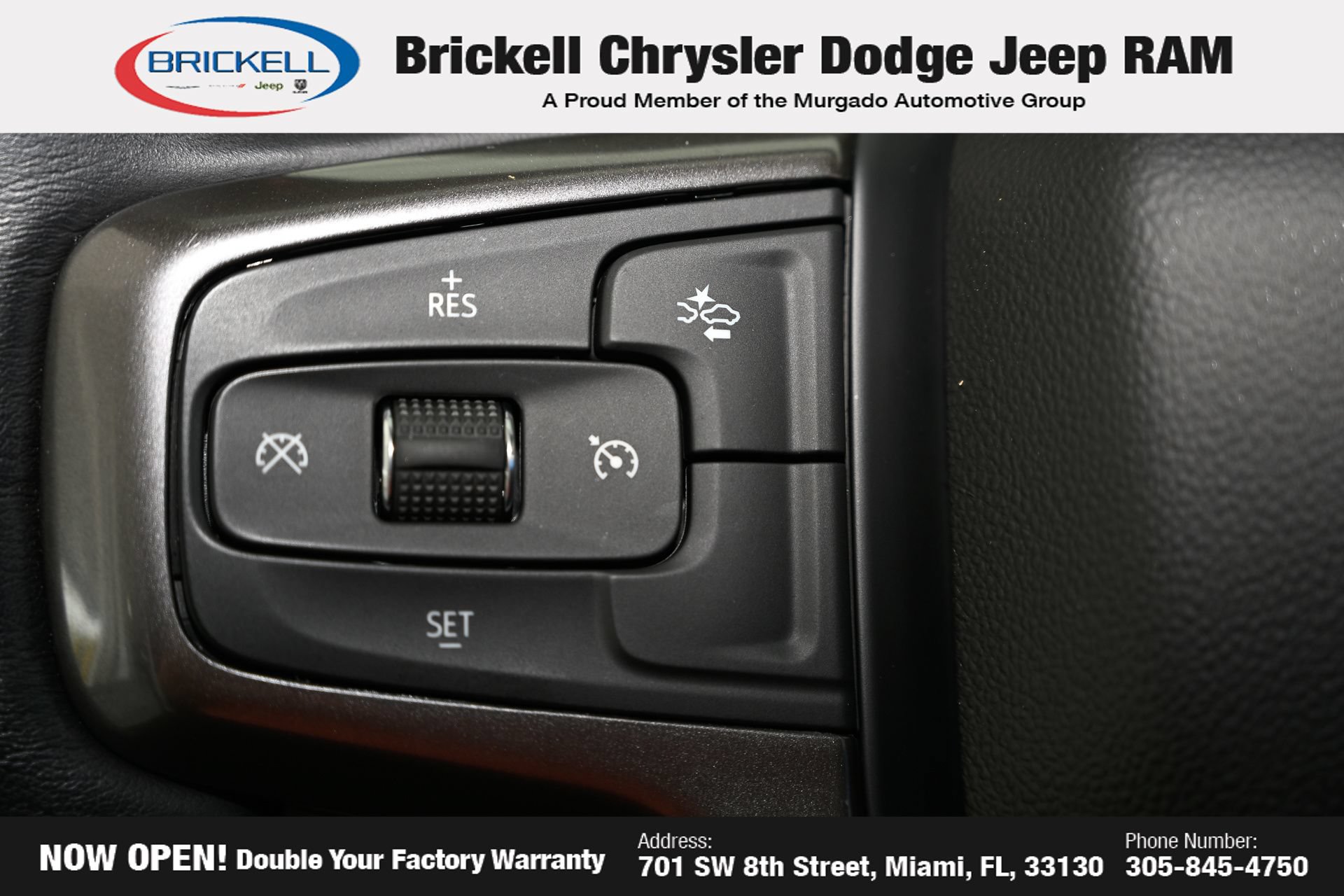 Used 2023 Chevrolet Suburban RST RWD image 34
