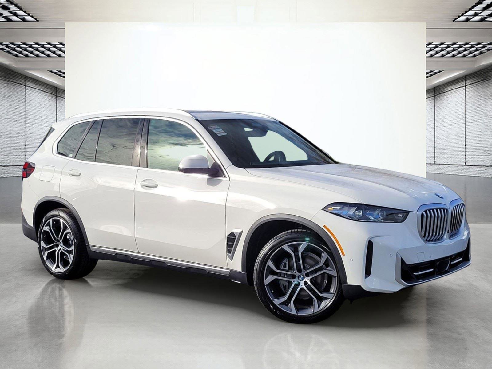 New 2026 BMW X5 xDrive40i w/ Premium Package AWD/4WD image 2