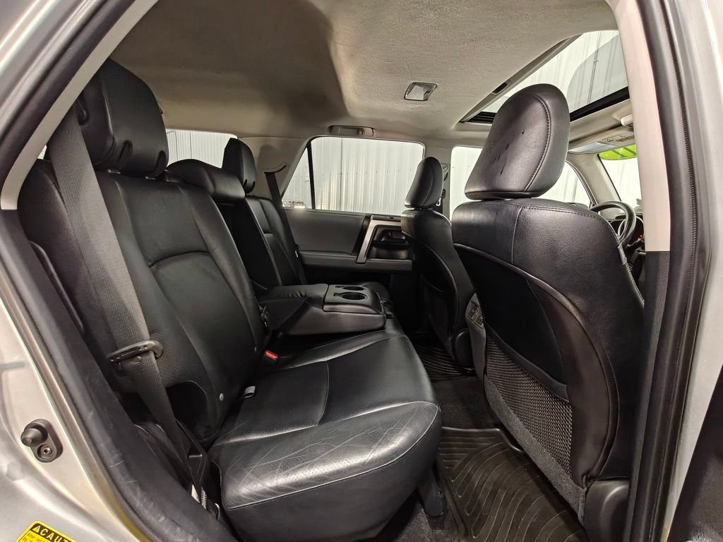 Used 2011 Toyota 4Runner SR5 w/ Premium Pkg w/Leather AWD/4WD image 21